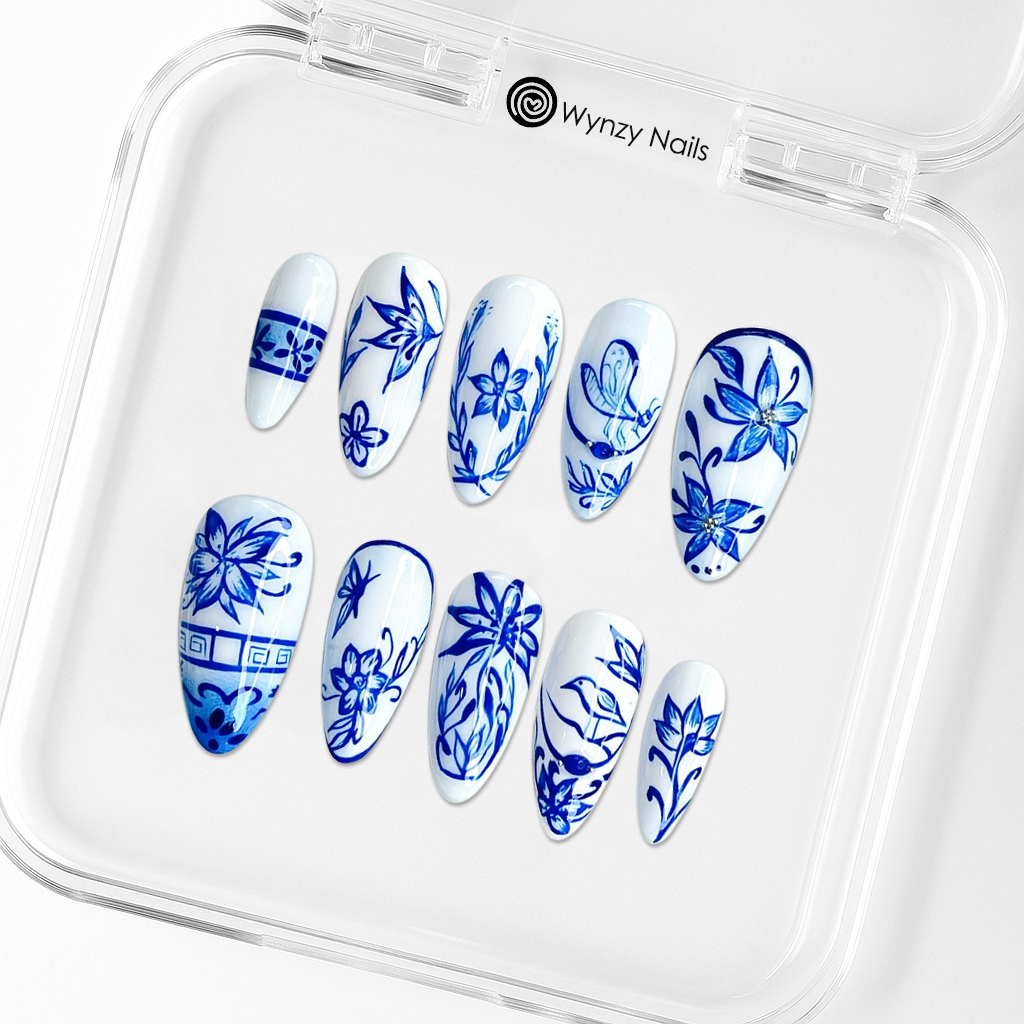 Custom Blue Porcelain Press-On Nails – Hand-Painted Floral Ceramic Nail Art