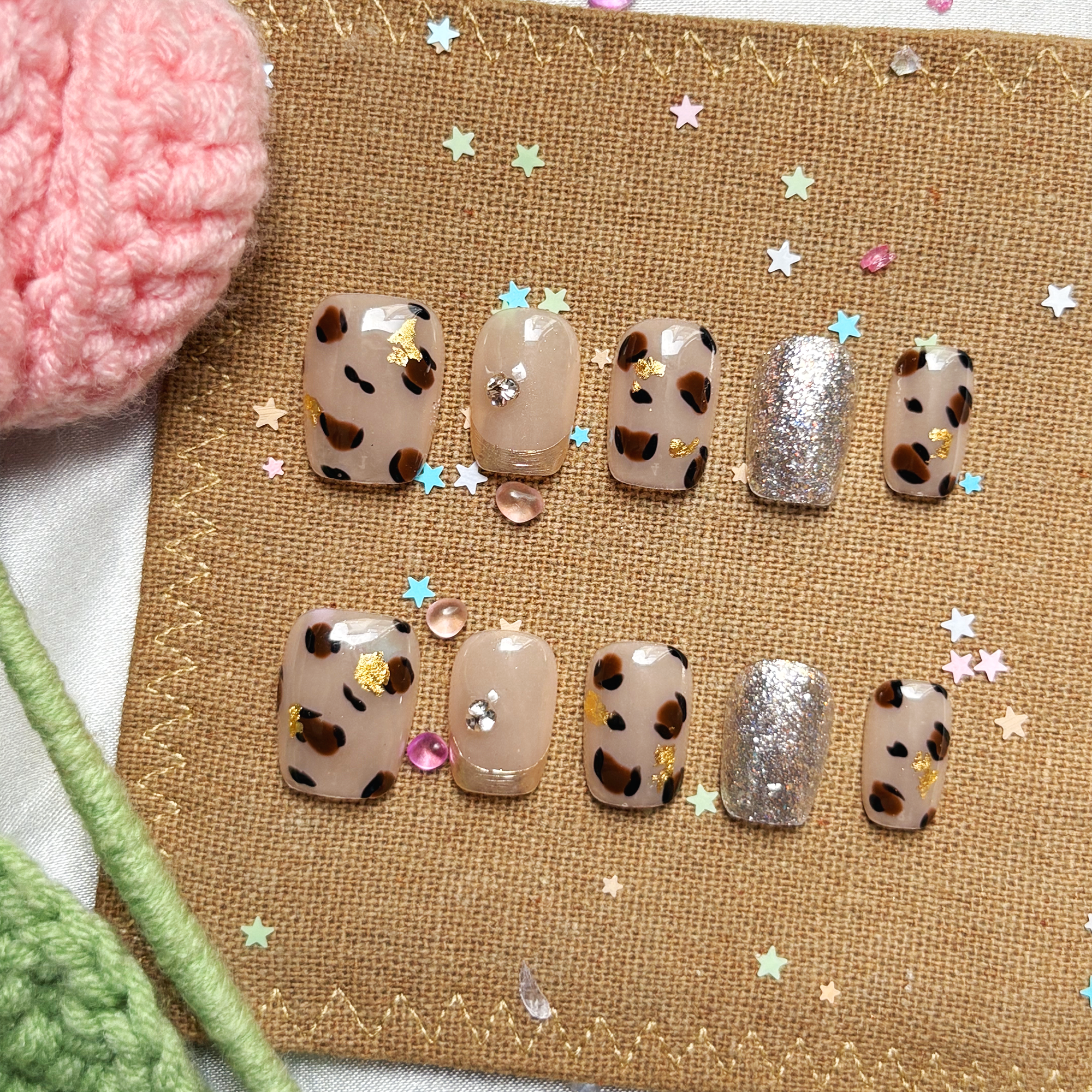 Gold Foil Leopard Print Custom Press On Nails – Glitter Galaxy Nail Art | Wynzy Pops Nails
