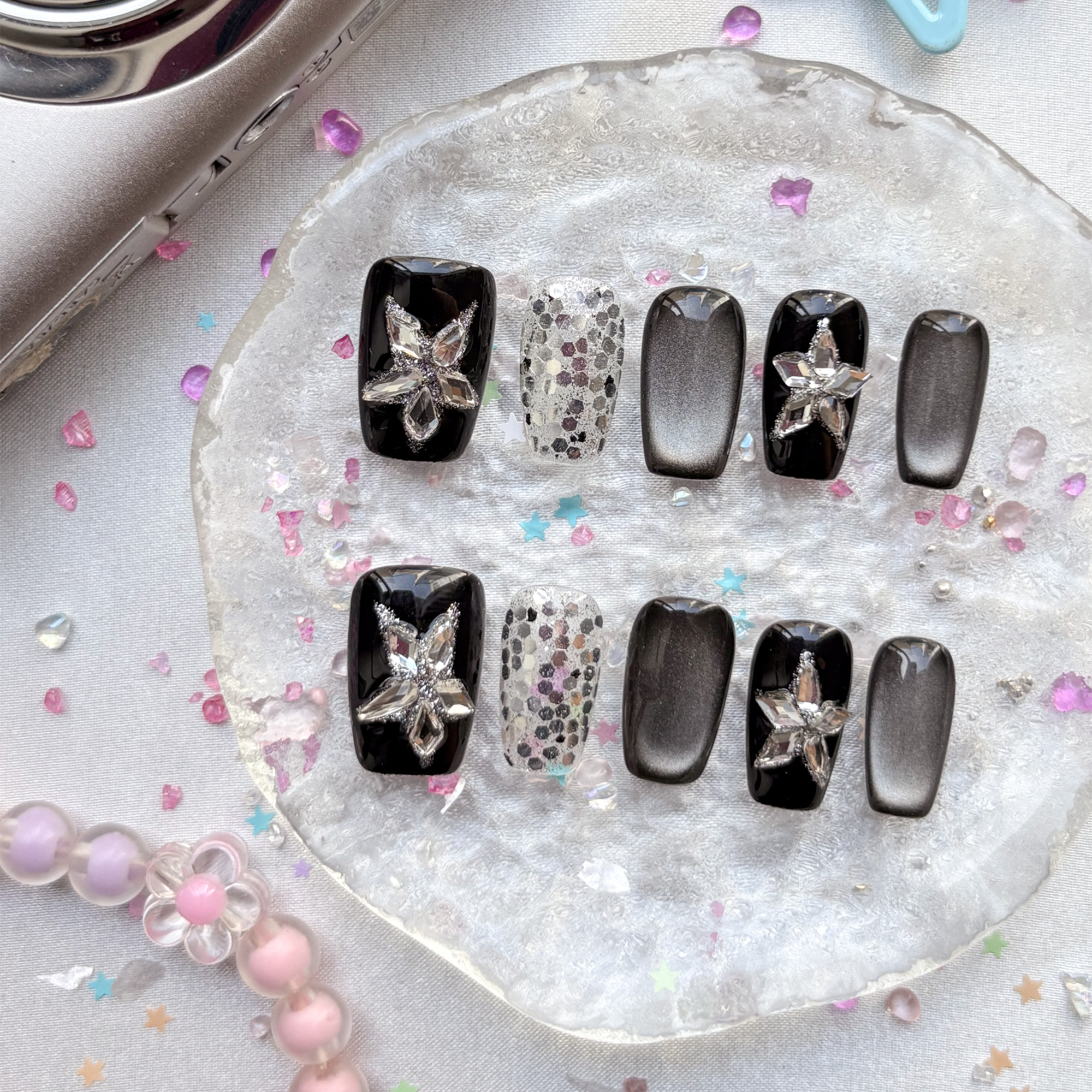 Custom Press-On Nails – Black & Silver Cat Eye with 3D Stars & Glitter | Wynzy Pops Nails