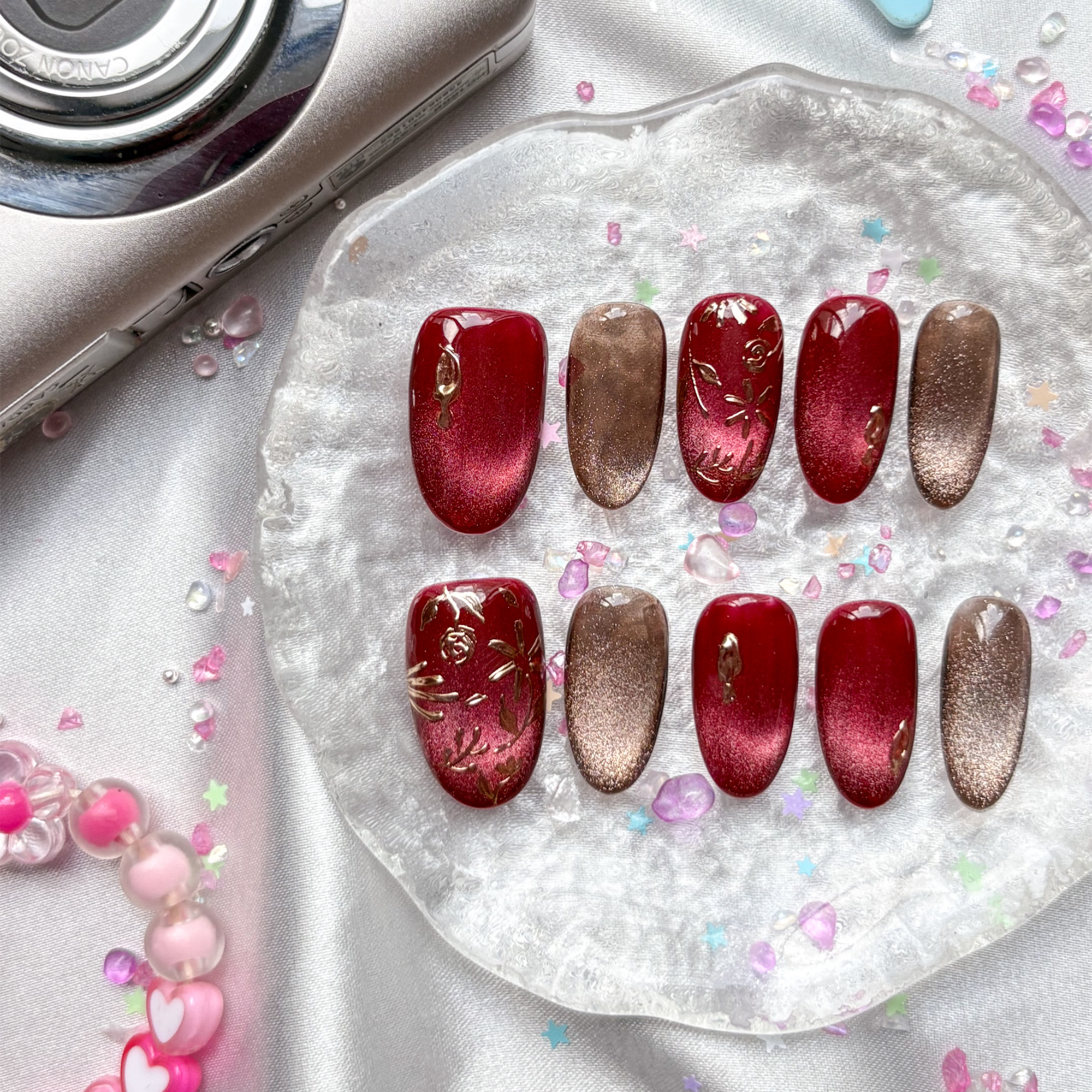Custom Press-On Nails – Red & Brown Cat Eye with Gold Floral Detailing | Handmade Glitter Nail Art | Wynzy Pops Nails