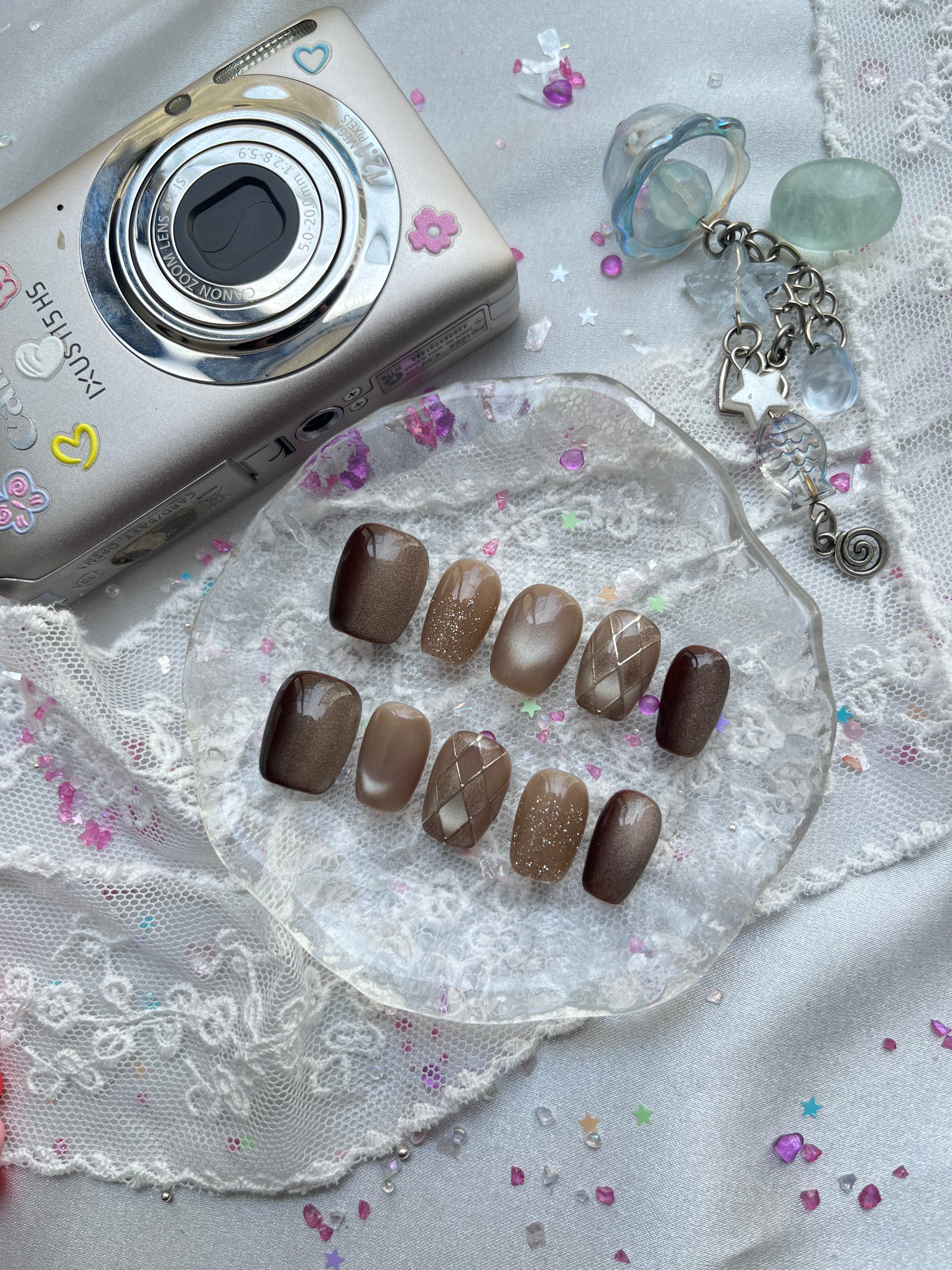 Custom Press-On Nails – Brown Ombre with Nude, Glitter & Lattice Accents | Wynzy Pops Nails