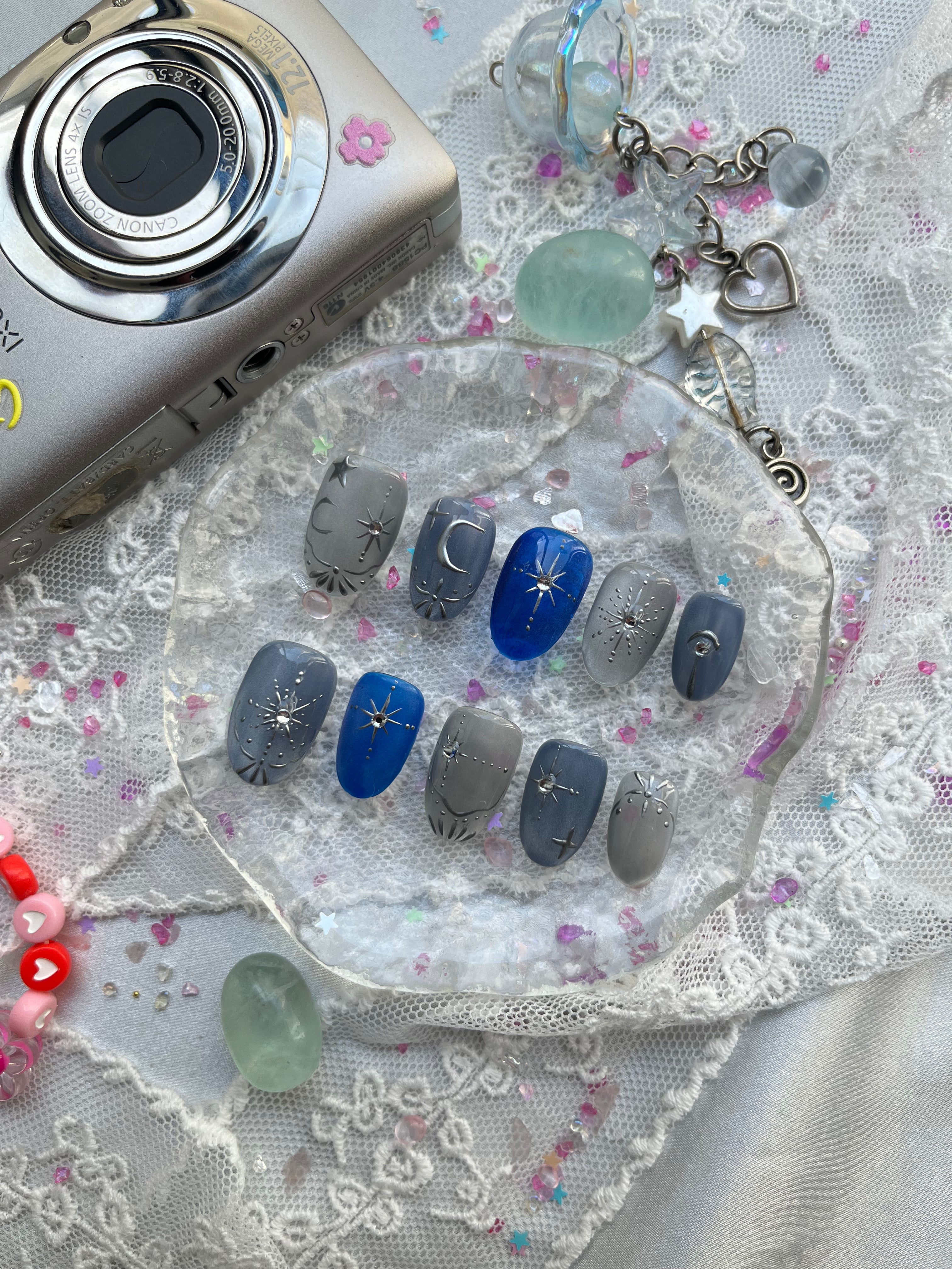 Custom Press-On Nails – Cat Eye Galaxy Blue Ombre with Moon & Star Design