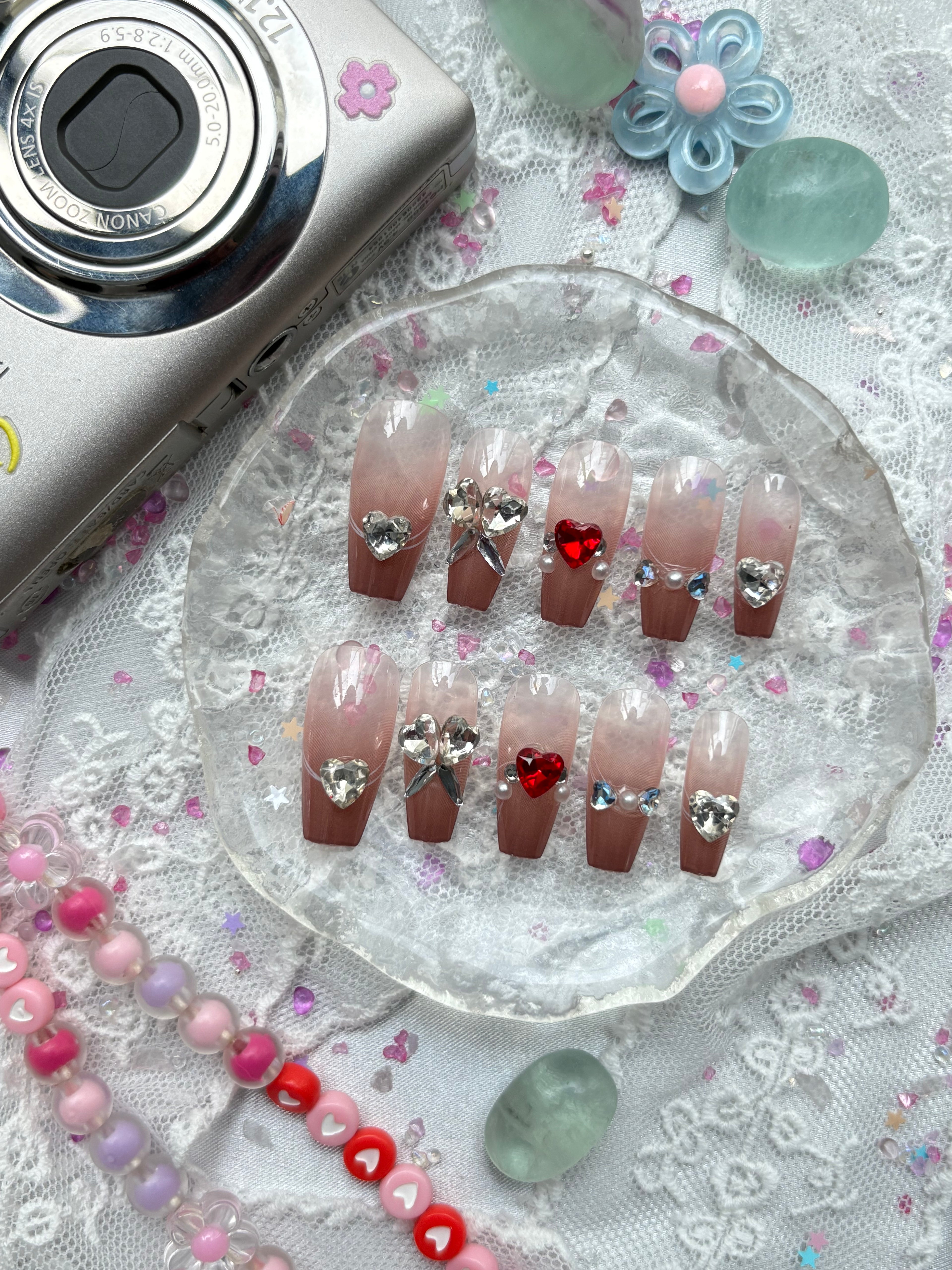 Custom Ombre Press-On Nails – Brown Jelly to Nude with Red Hearts & Pearls