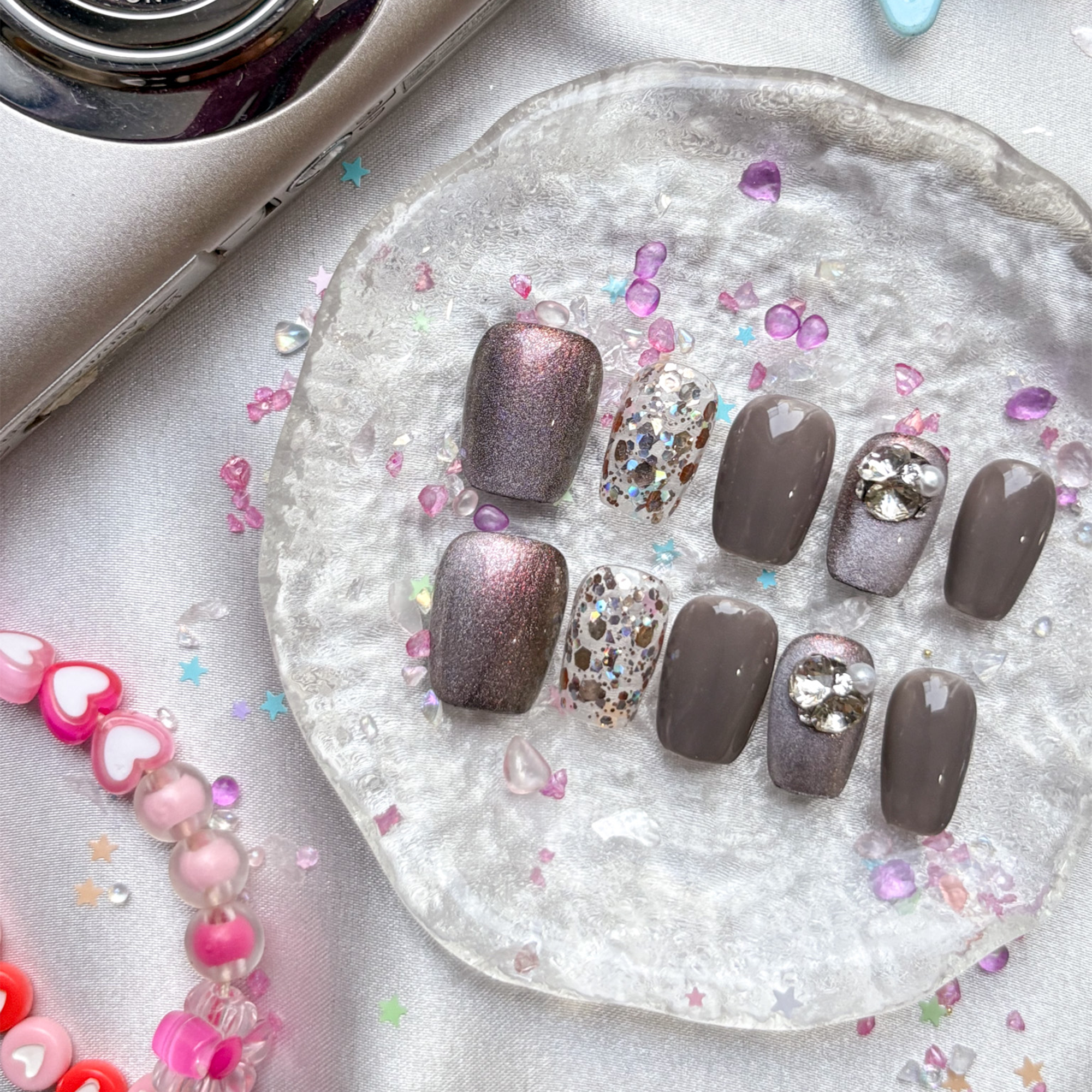 Luxury Gray Rhinestone Press-On Nails | Pearl Glitter Nail Art Set | Wynzy Pops Nails