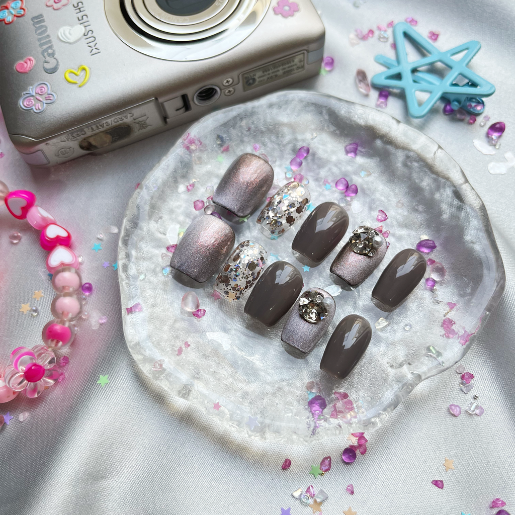 Luxury Gray Rhinestone Press-On Nails | Pearl Glitter Nail Art Set | Wynzy Pops Nails