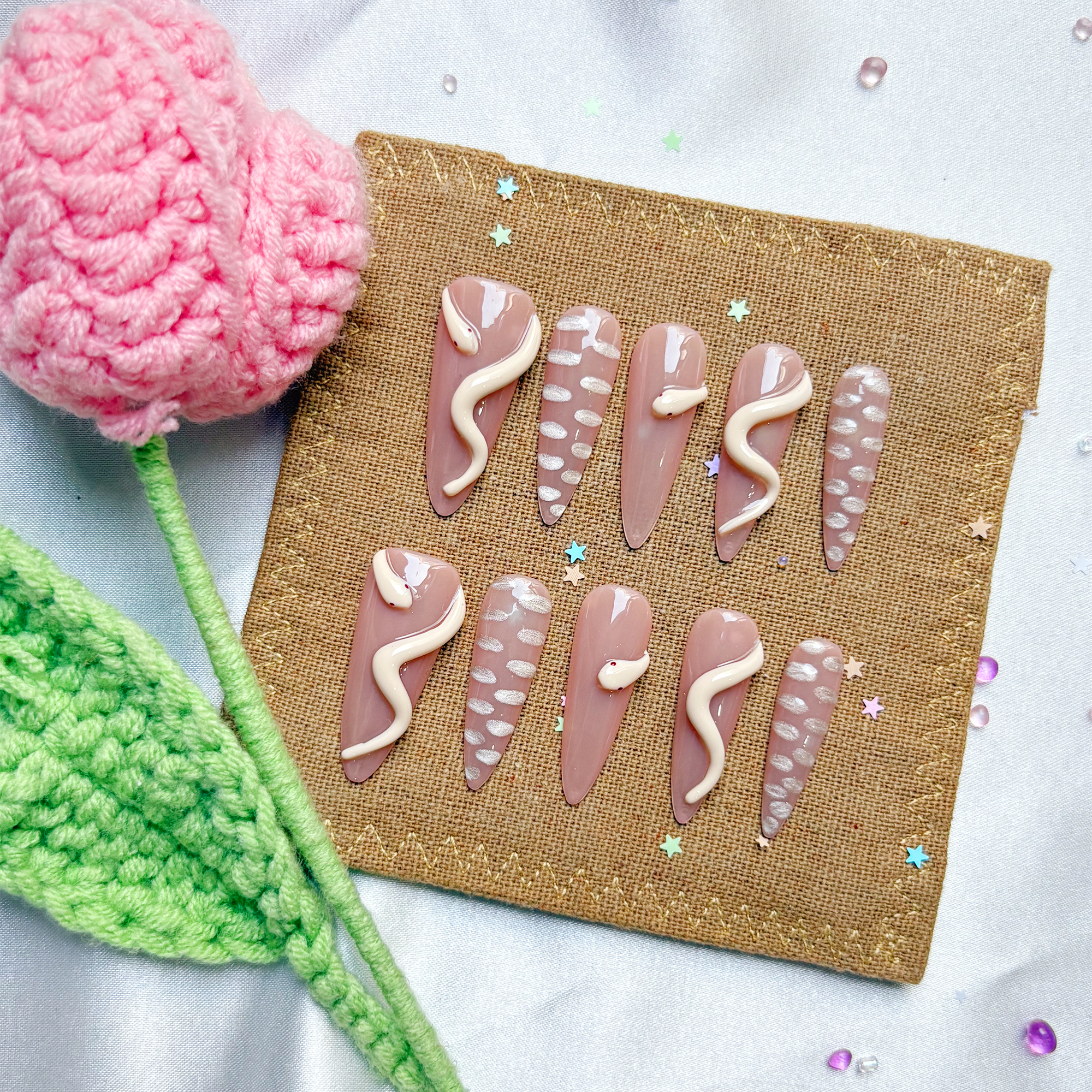 Custom Press-On Nails – 3D Snake Stiletto Nails with Nude Base | Personalized Halloween Nail Art | Wynzy Pops Nails