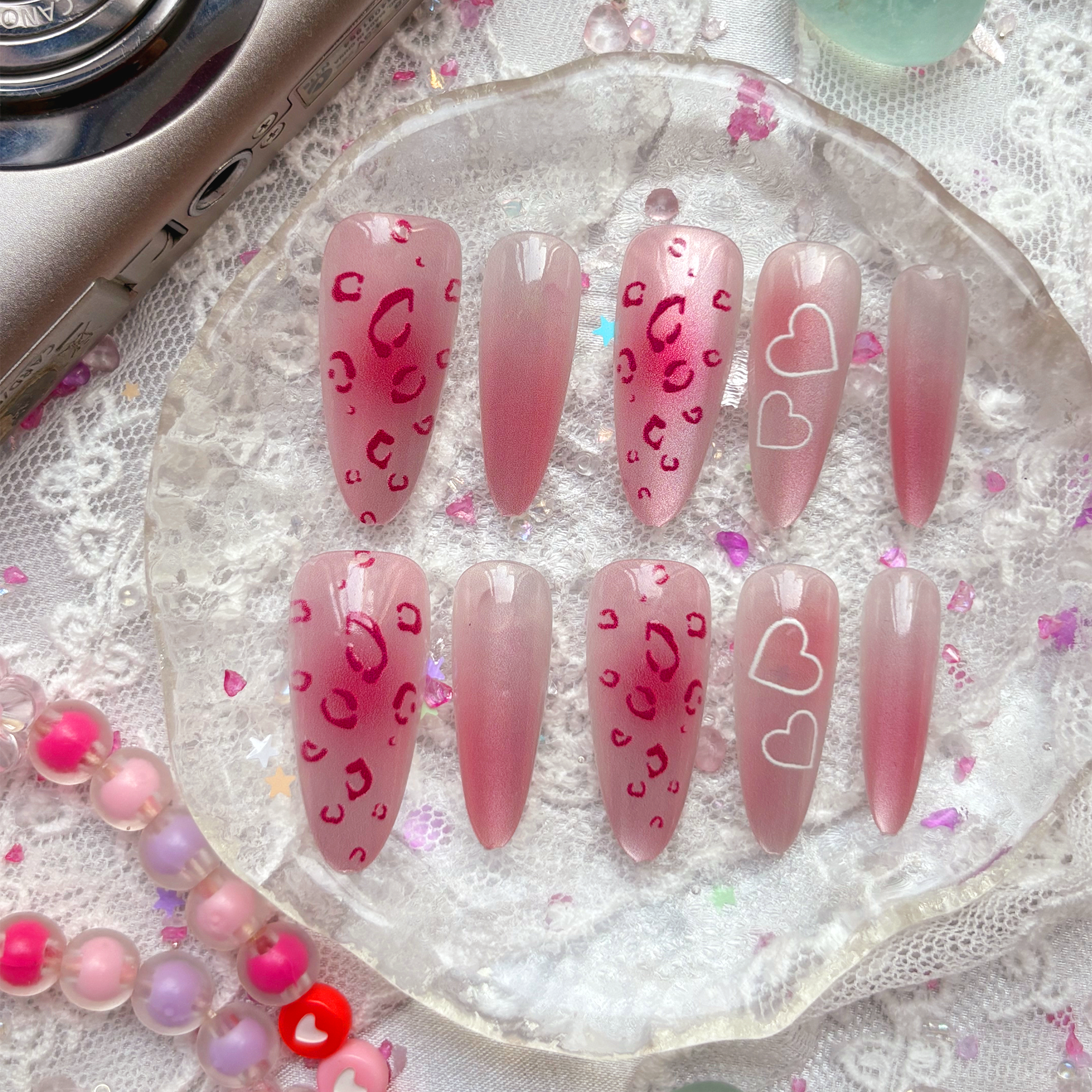 Press-On Nails – Pink Ombre Stiletto with Leopard Print & Heart Accents | Cute Glam | Wynzy Pops Nails