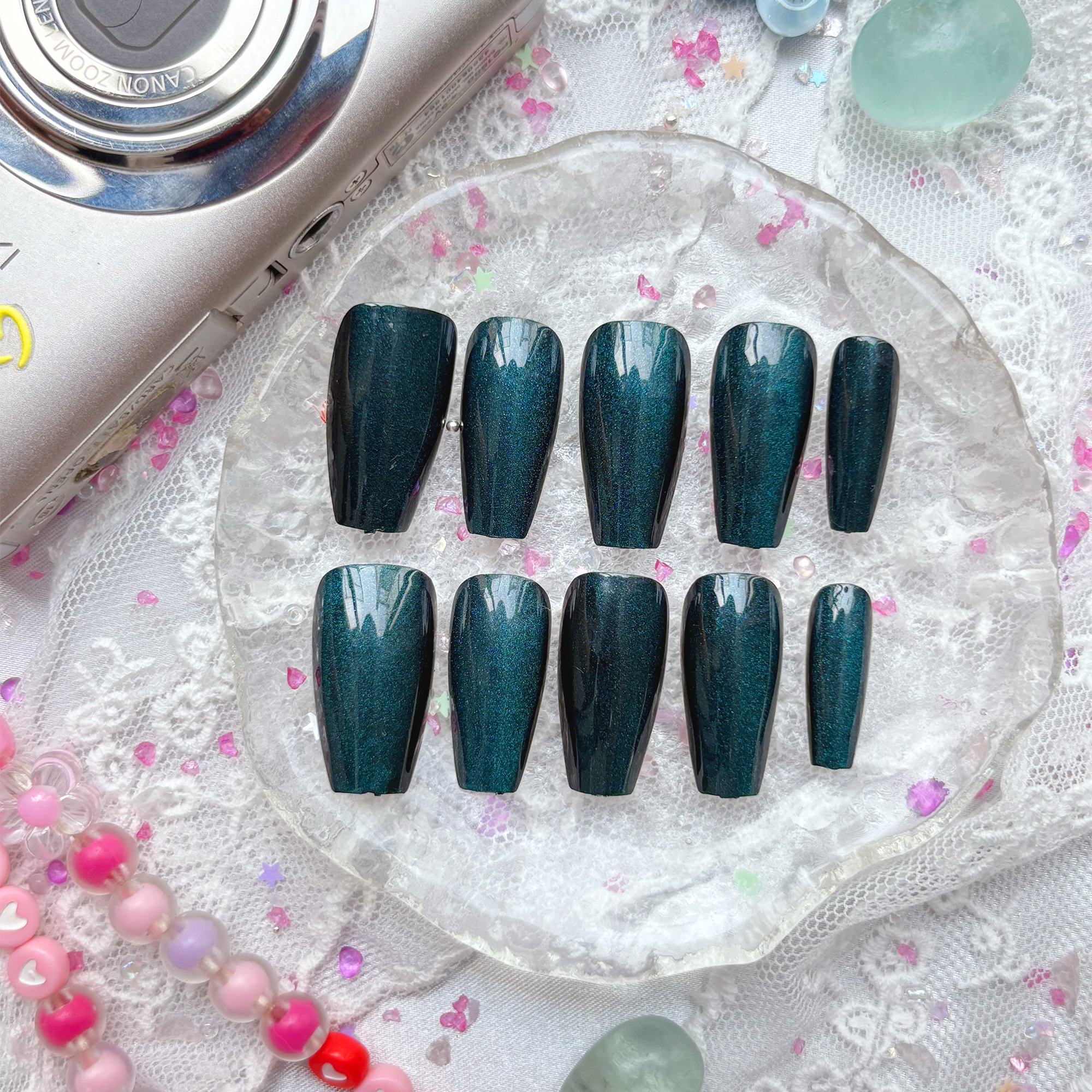 Custom Press-On Nails – Long Square Emerald Green with Black Chrome Shine | Wynzy Pops Nails
