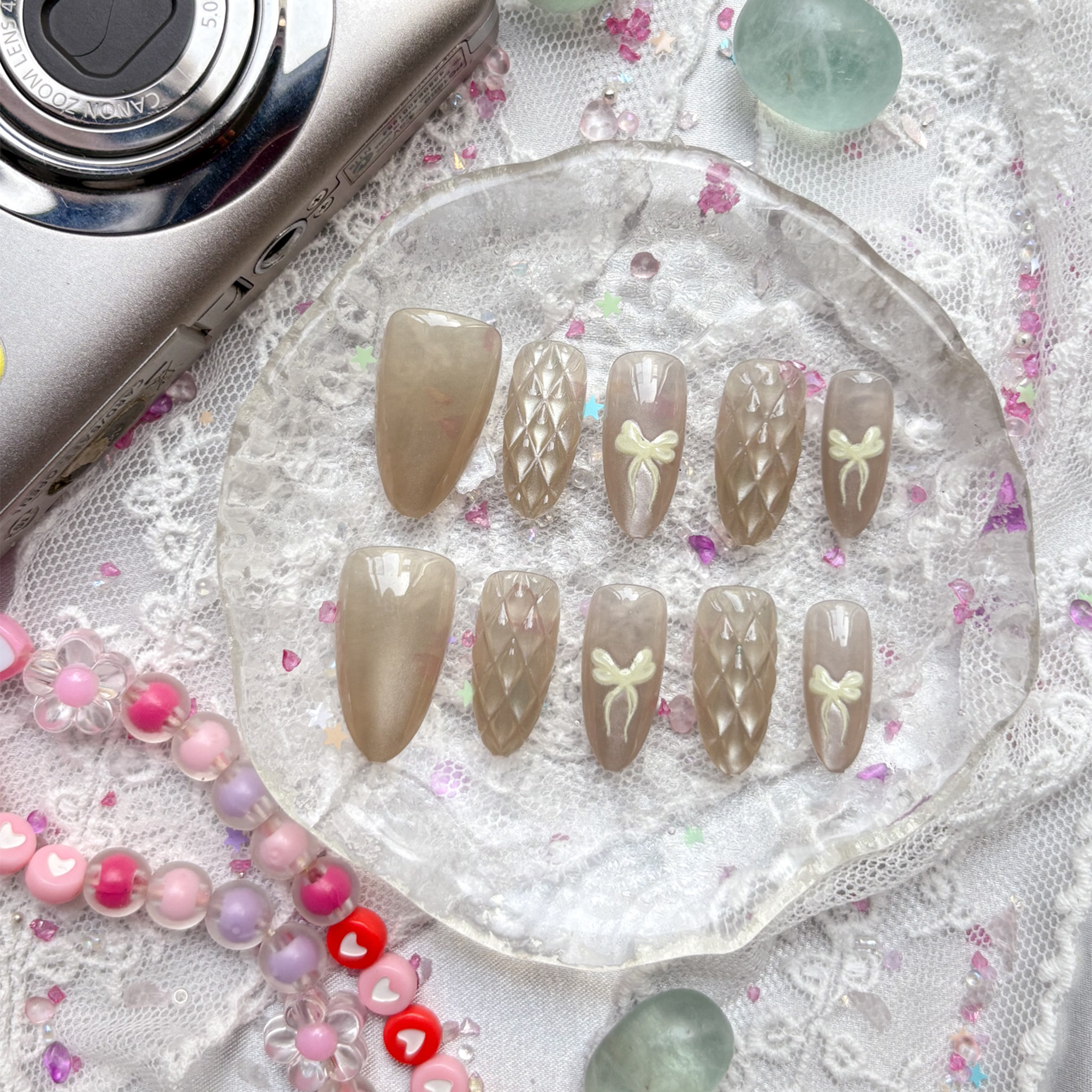 Custom Press-On Nails – Nude Grey Knit Texture with 3D Bows | Cozy Winter Nail Set | Wynzy Pops Nails