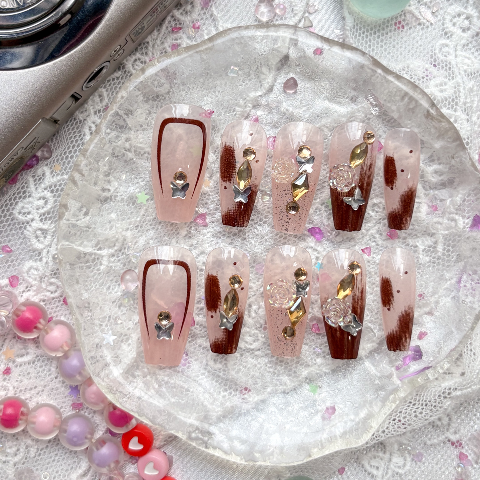 Press-On Nails – Mocha Blush with Gold Gems & Star Charms | Textured Glitter Art Coffin Set | Wynzy Pops Nails