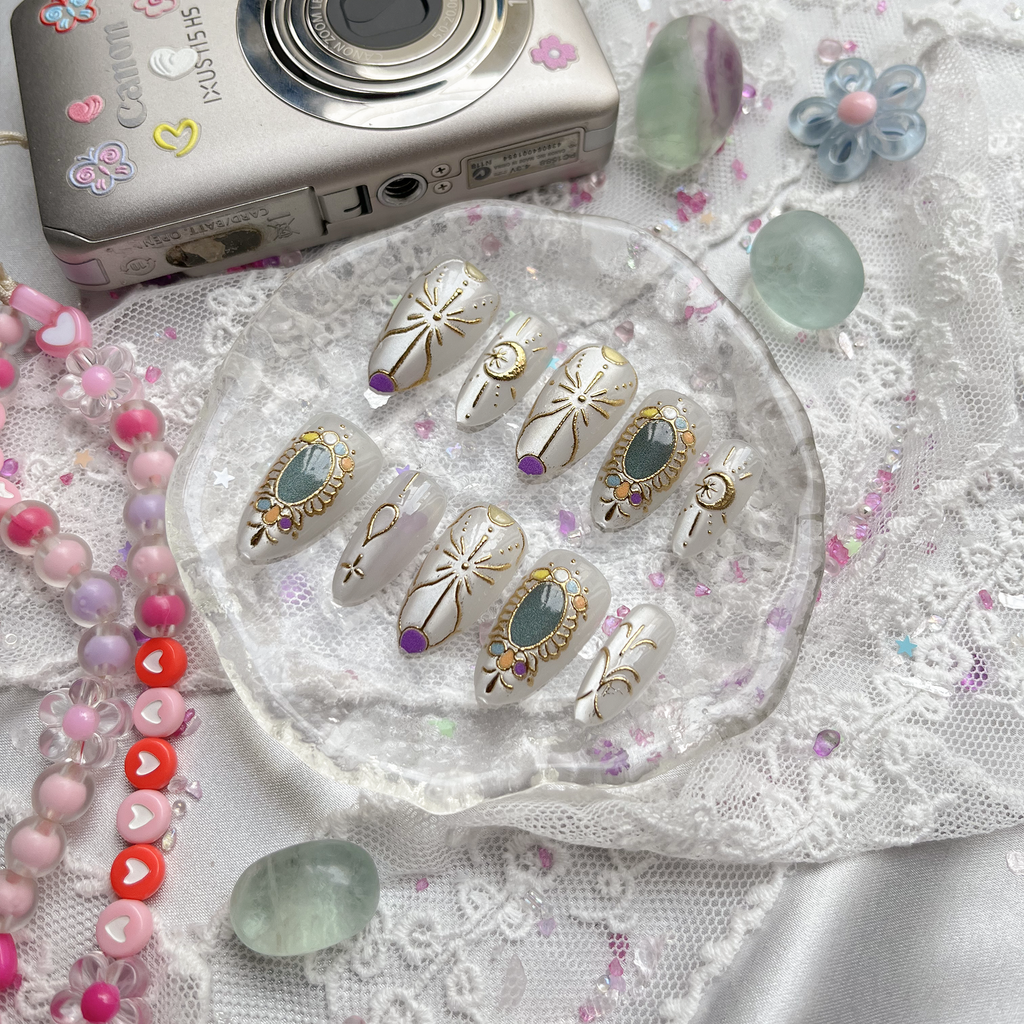 Custom Gray Mystic Press-On Nails | Celestial Gold & Gems | Wynzy Pops Nails