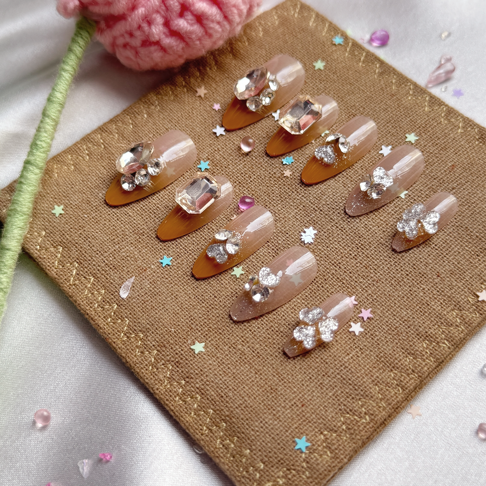 Press-On Nails – Nude Brown Glitter with Crystal Rhinestone Accents | Wynzy Pops Nails