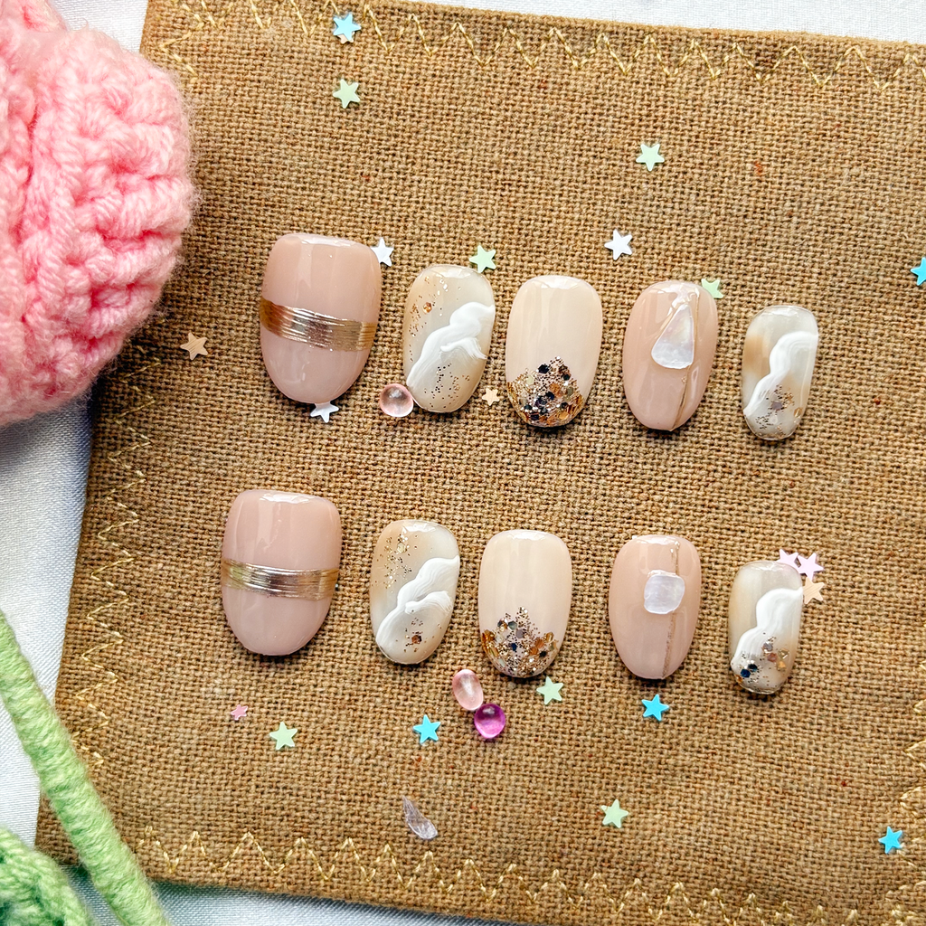 Custom Press-On Nails – Personalized Marble with Gold Glitter & Cat Eye Accents | Wynzy Pops Nails