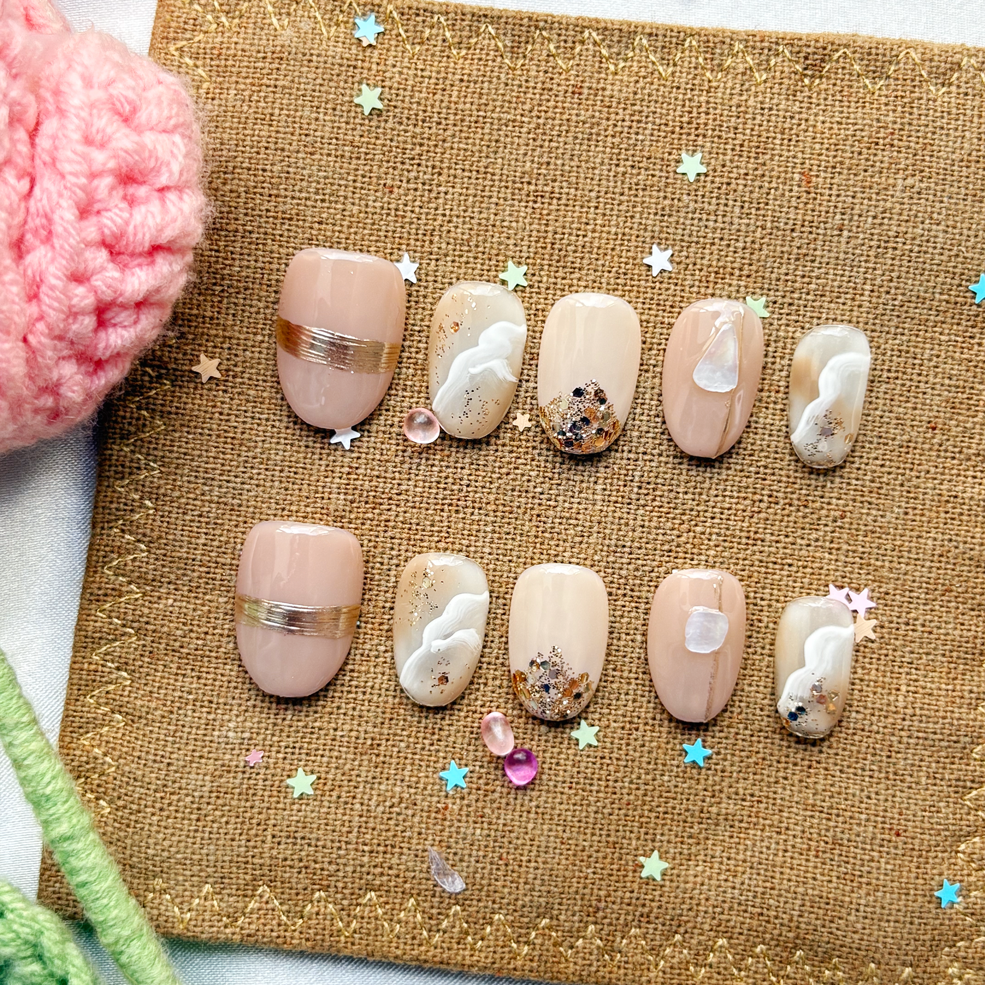 Custom Press-On Nails – Personalized Marble with Gold Glitter & Cat Eye Accents | Wynzy Pops Nails