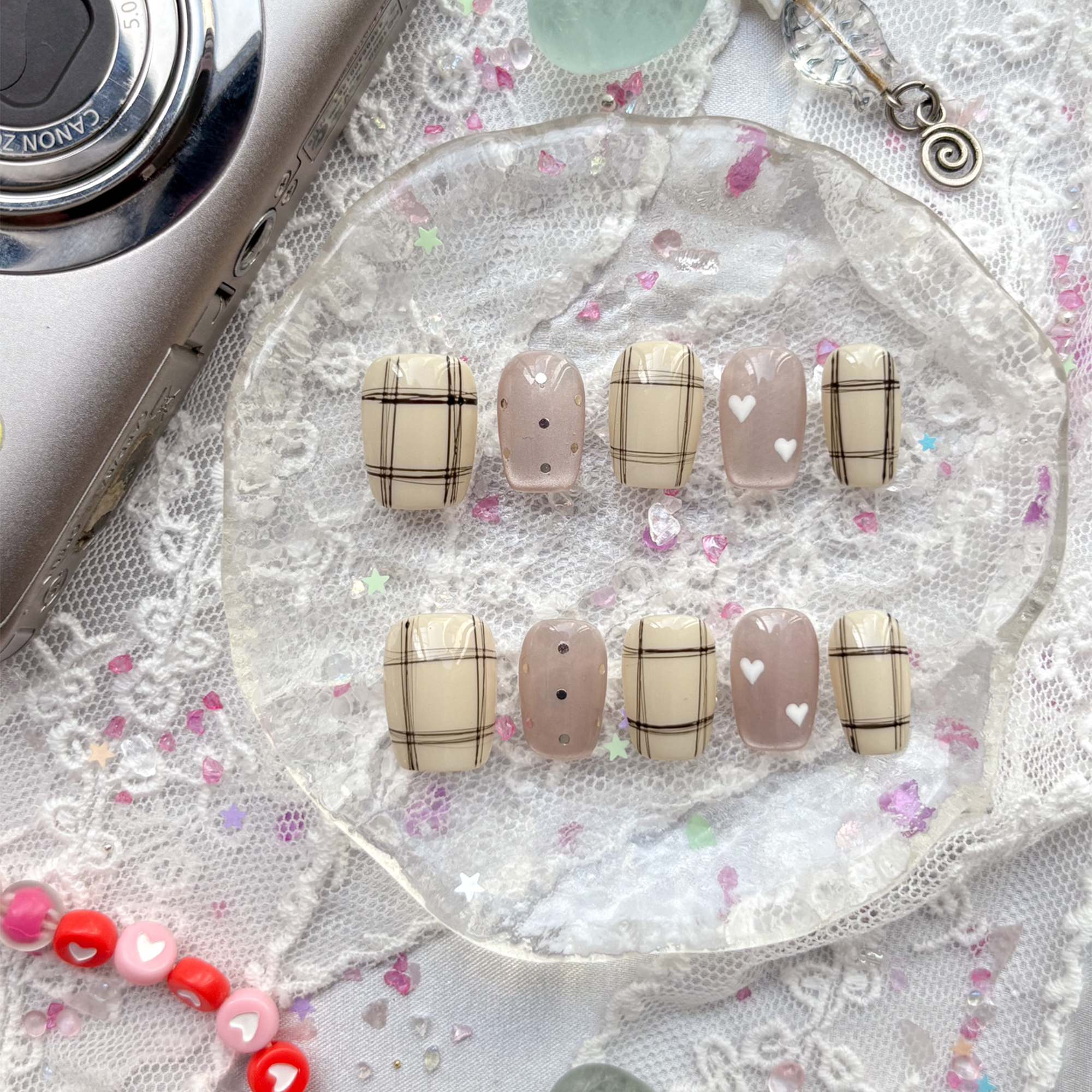 Custom Press-On Nails – Cozy Plaid Beige & Nude with Heart and Gold Dot Accents | Wynzy Pops Nails