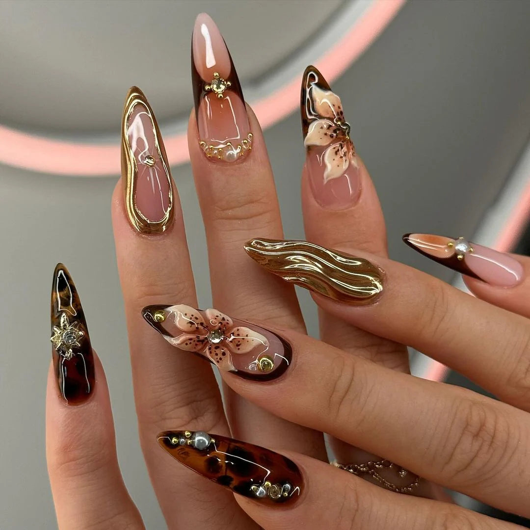 Gold Wave Floral Press On Nails | Elegant Wedding Nail Art | Luxurious Gold Bloom Design | FL91