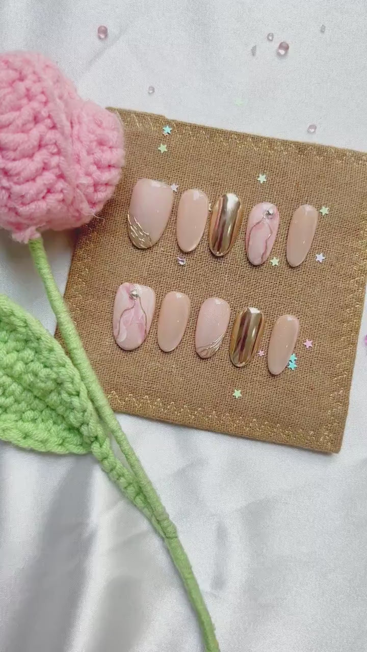 Custom Cat Eye Nude Pink Nails – Gold Chrome & Marble Accent | Wynzy Pops Nails