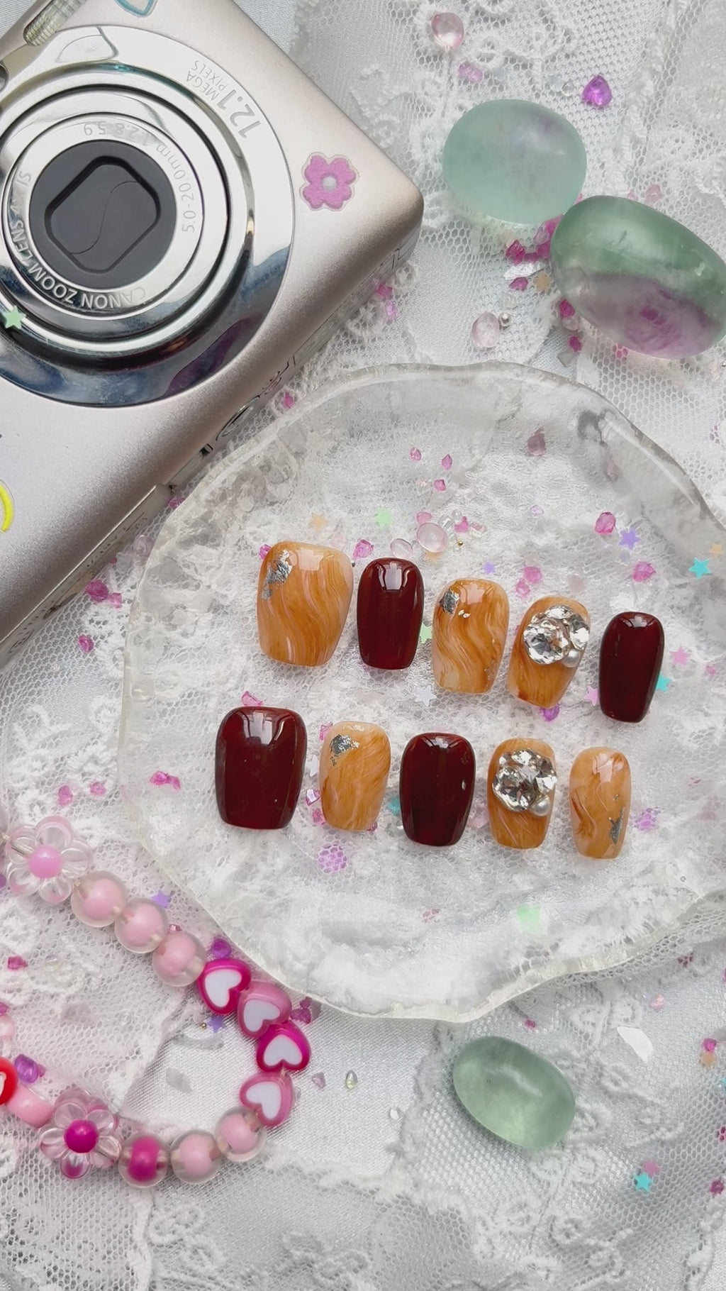 Custom Press-On Nails – Brown Marble with Chocolate Gloss & Amber Swirl + Rhinestone Accent | Wynzy Pops Nails