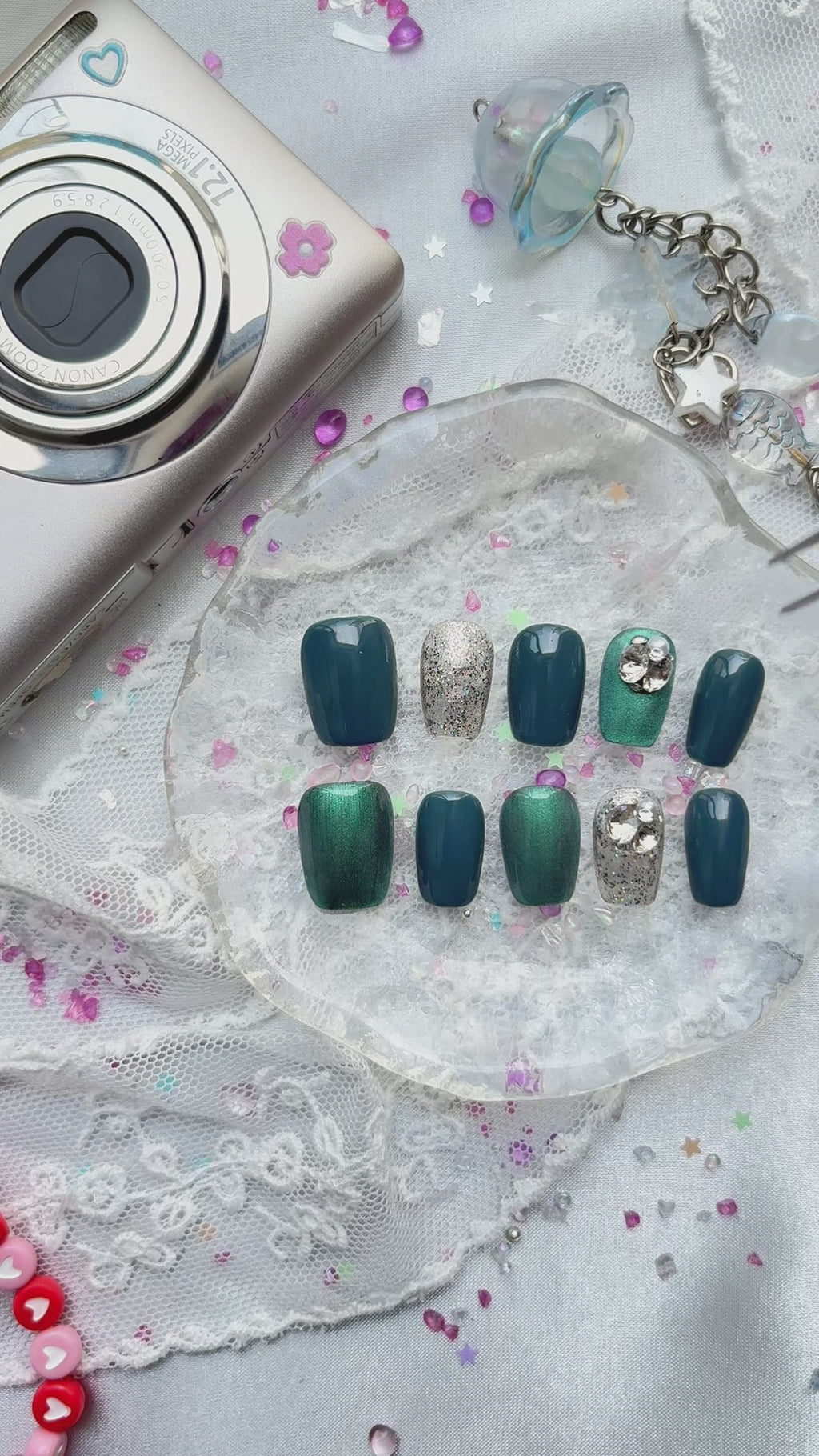 Teal Glitter Cat Eye Press On Nails – Rhinestone Accent Nail Art Set | Wynzy Pops Nails