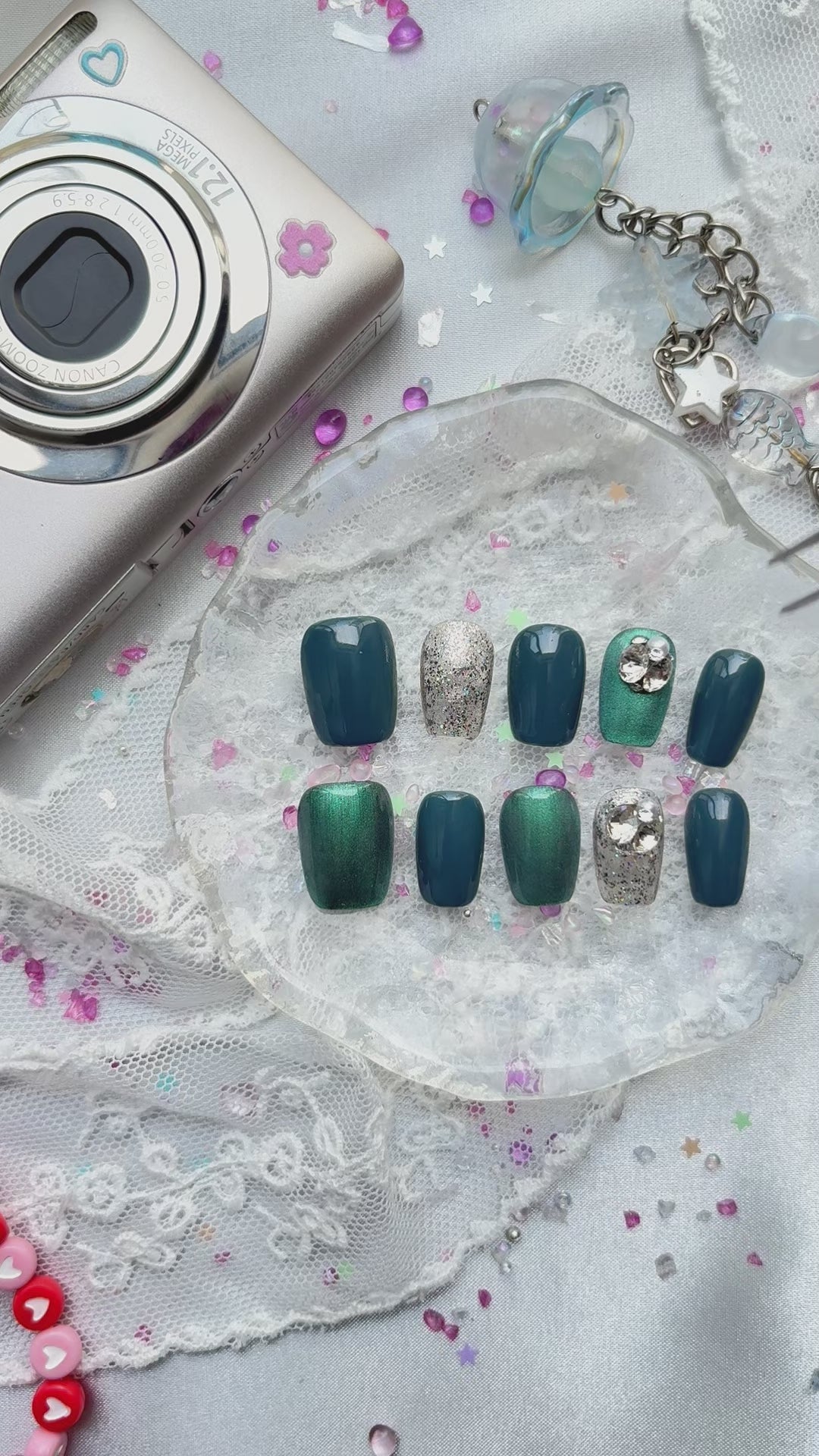 Teal Glitter Cat Eye Press On Nails – Rhinestone Accent Nail Art Set | Wynzy Pops Nails
